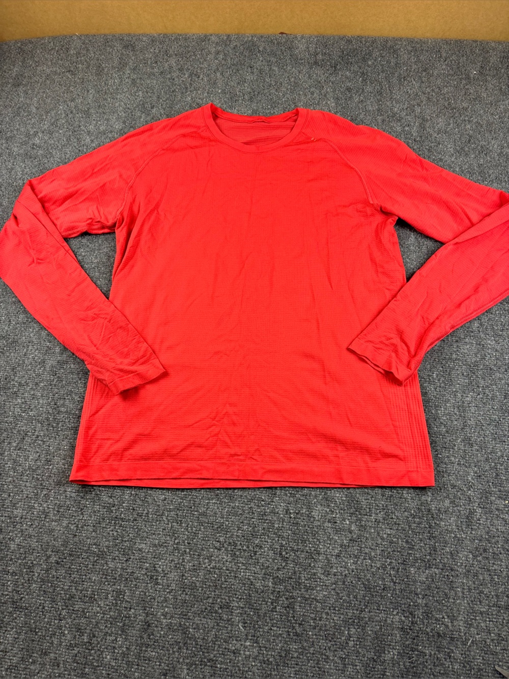 LULULEMON Mens Metal Vent Tech Long Sleeve Athletic Shirt red/orange - Large